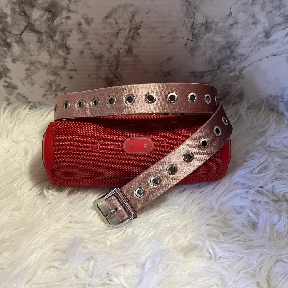 Velvet belt